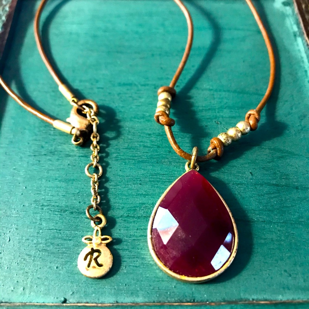 Burgundy Teardrop Necklace